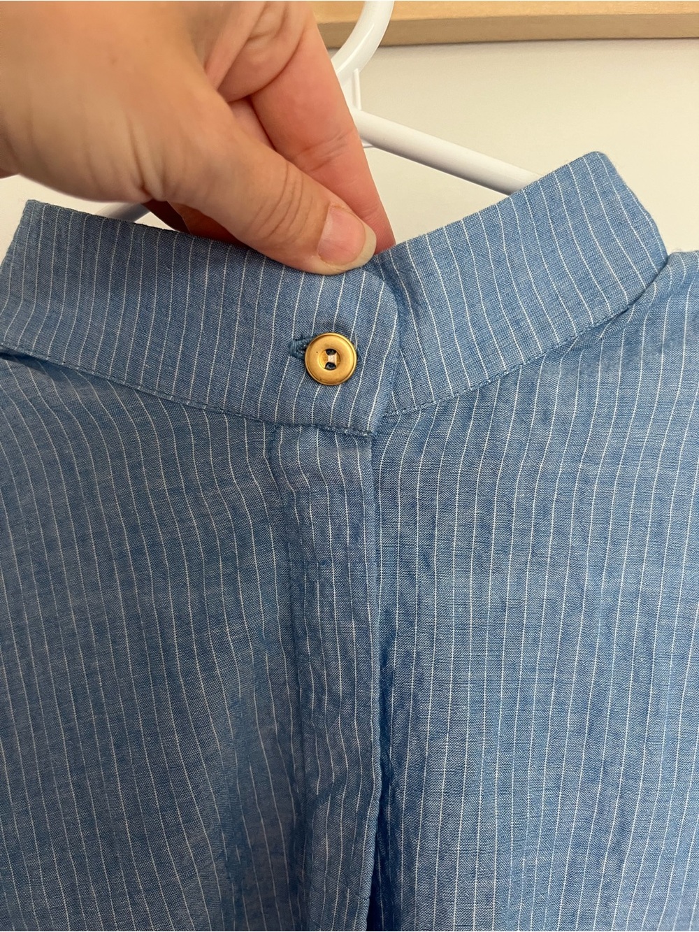 Blue Short-Sleeve Lightweight Button-Back Top - Picture 4 of 12